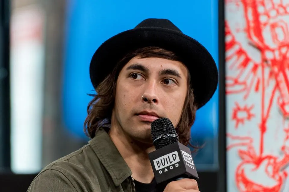 Vic Fuentes